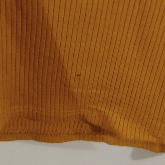 Marigold crop top - Picture 4 of 5